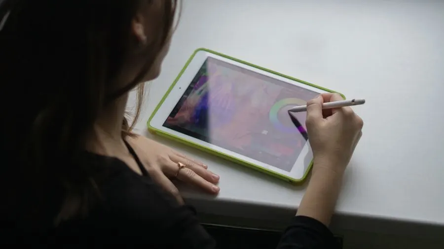 Imagen de iPad desbloqueado vs con plan de datos: Qué conviene en Estados Unidos
