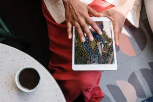 Imagen de iPad desbloqueado vs con plan de datos: Qué conviene en Estados Unidos