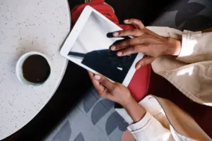 Imagen de iPad reacondicionado en Mercado Libre vs Amazon: ¿Cuál es más seguro?